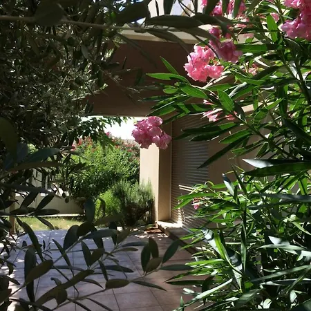 Du Lavoir 펜션 Saint-Geniès-de-Comolas